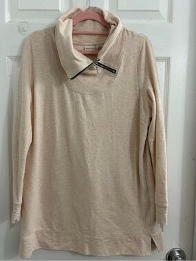 Zenergy by Chicos Women's Cream Funnel Zip Turtleneck Sweater. Size (1) small